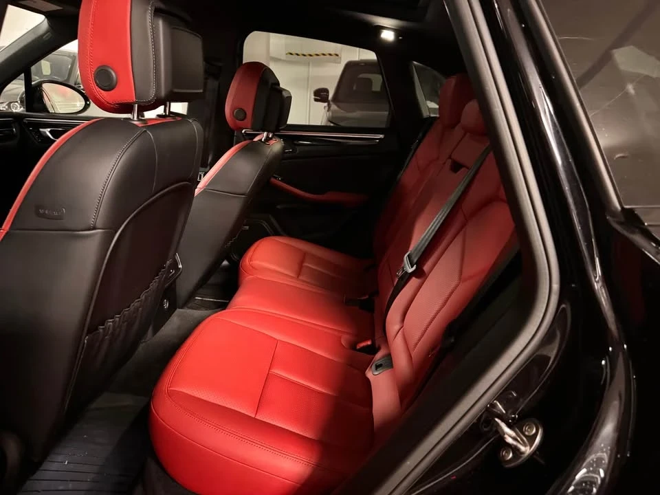 2019 Porsche Macan S - Image 17 of 18