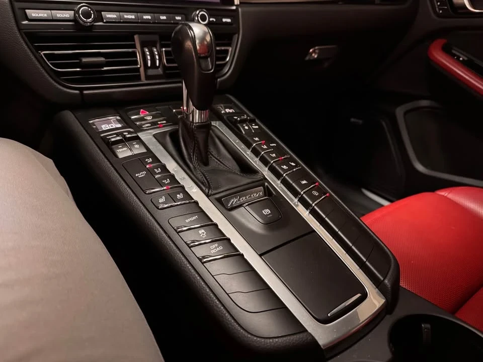 2019 Porsche Macan S - Image 14 of 18