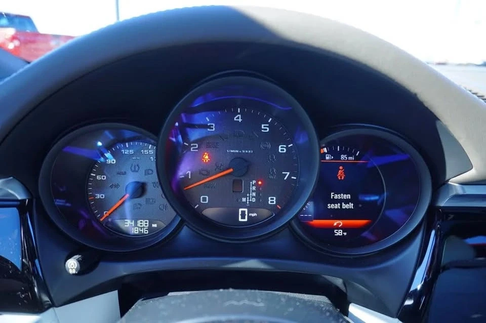 2019 Porsche Macan S - Image 10 of 20