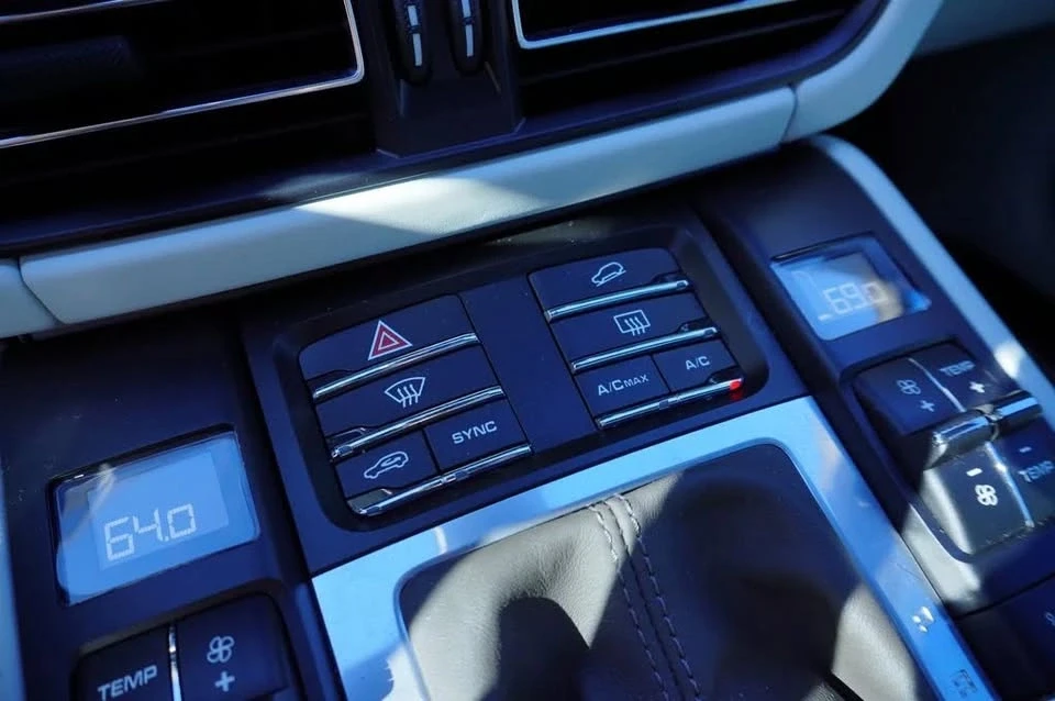 2019 Porsche Macan S - Image 12 of 20
