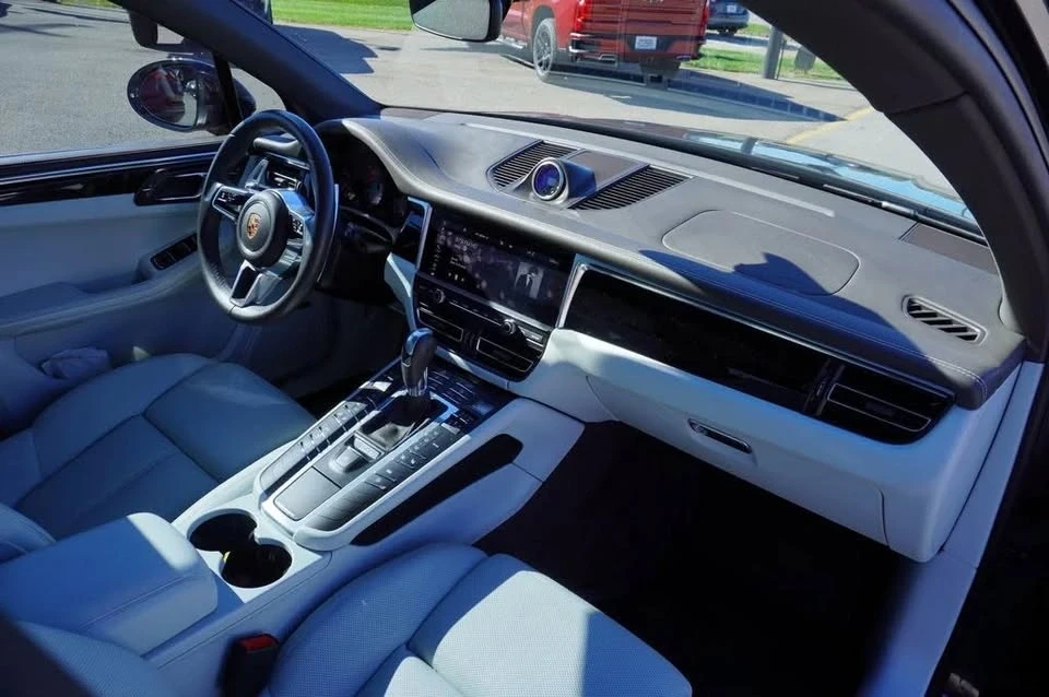 2019 Porsche Macan S - Image 19 of 20
