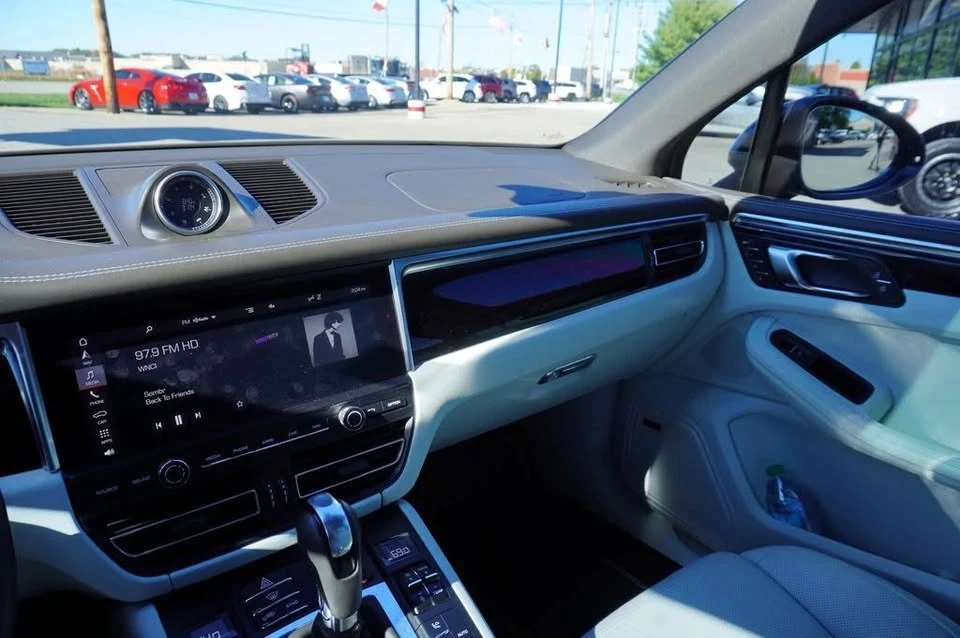 2019 Porsche Macan S - Image 14 of 20