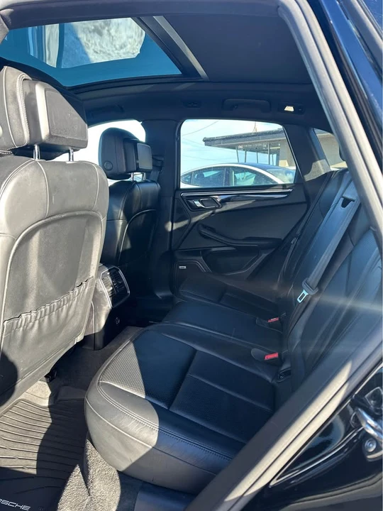 2019 Porsche Macan S - Image 9 of 13
