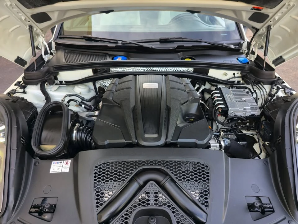 2019 Porsche Macan S - Image 10 of 18
