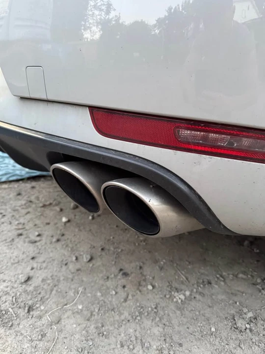 2019 Porsche Macan S - Image 16 of 17