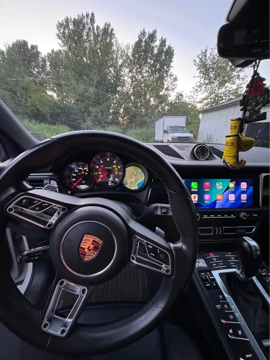 2019 Porsche Macan S - Image 10 of 17