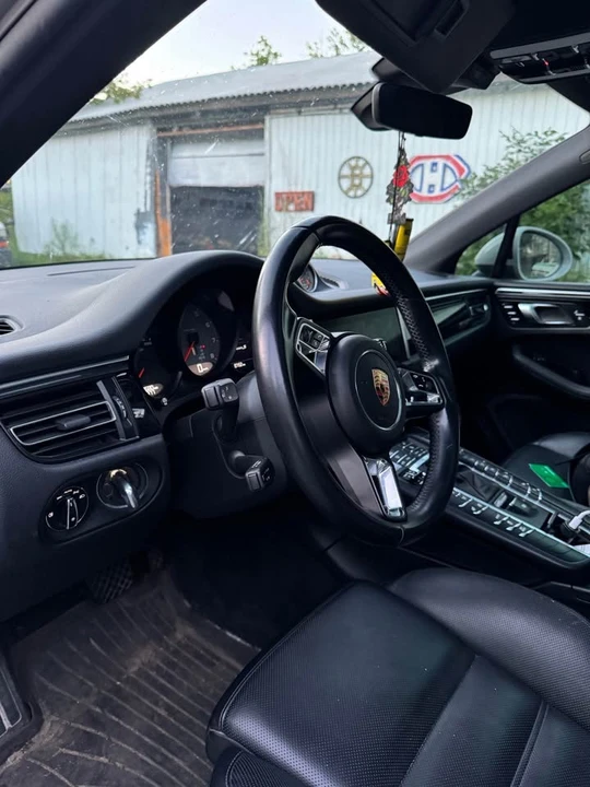 2019 Porsche Macan S - Image 9 of 17