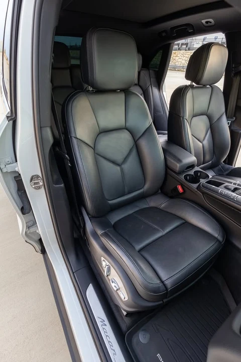 2019 Porsche Macan S - Image 13 of 20