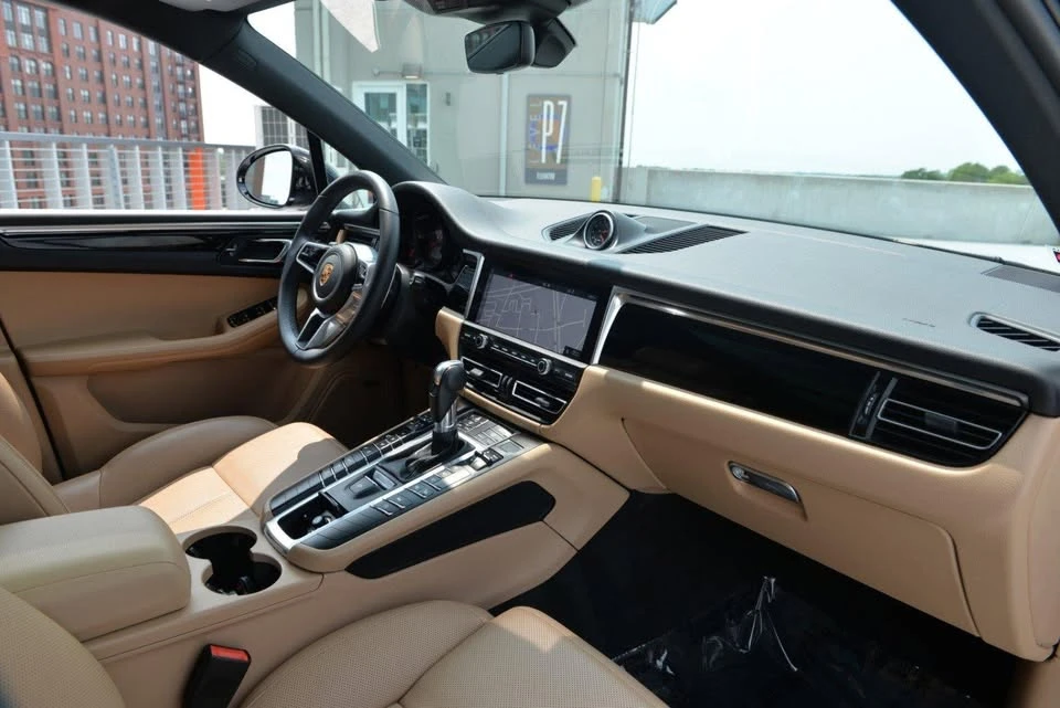 2019 Porsche Macan S - Image 11 of 18