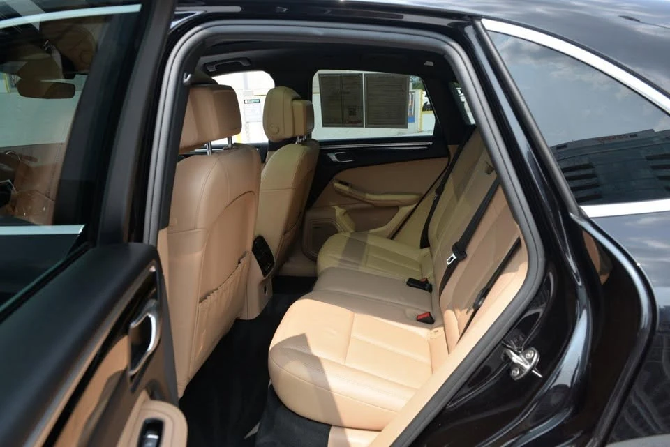 2019 Porsche Macan S - Image 10 of 18