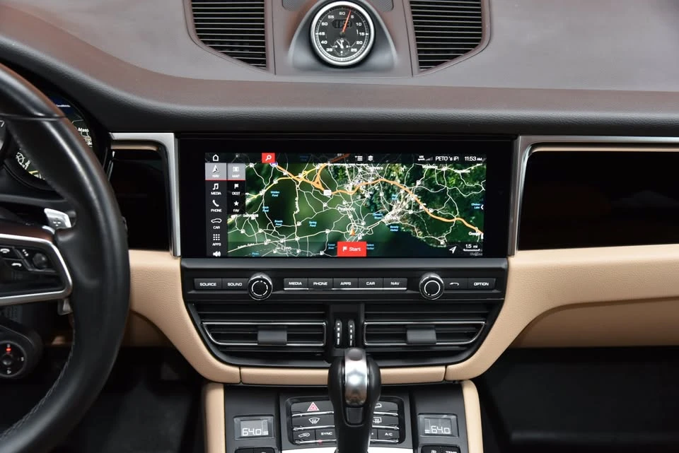 2019 Porsche Macan S - Image 15 of 20