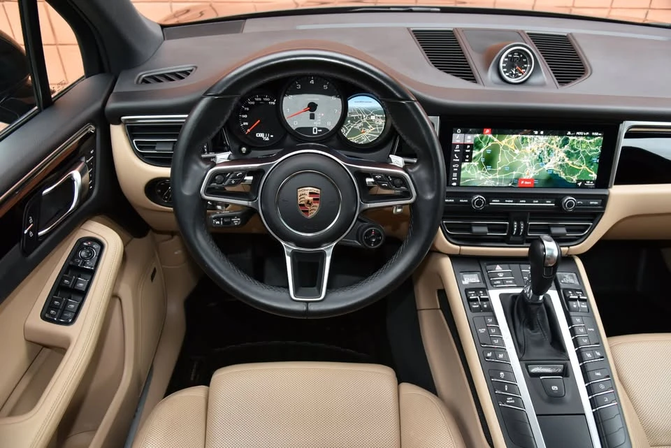 2019 Porsche Macan S - Image 14 of 20
