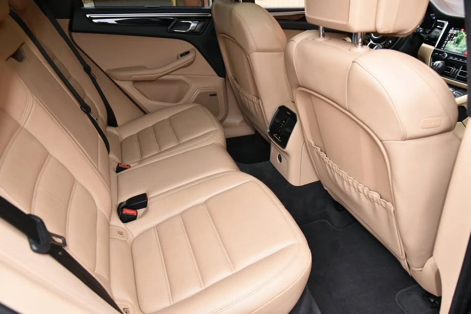 2019 Porsche Macan S - Image 19 of 20