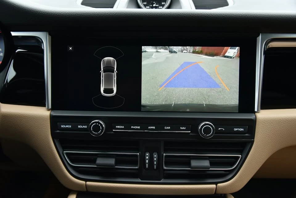 2019 Porsche Macan S - Image 16 of 20