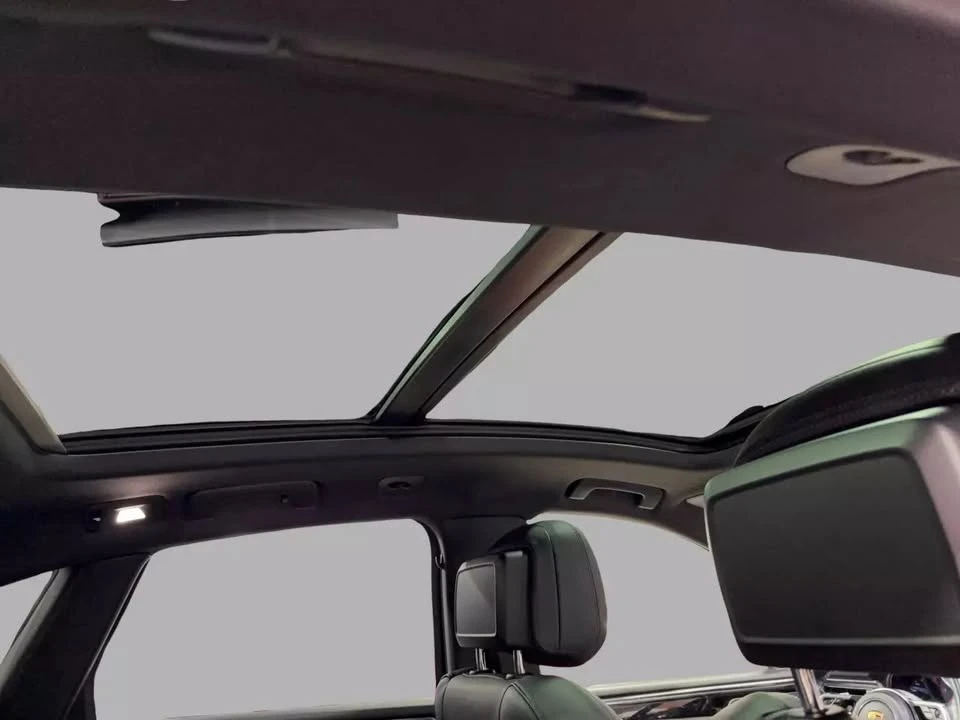 2019 Porsche Macan S - Image 12 of 20