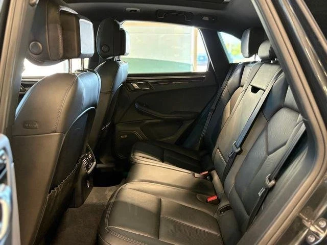 2019 Porsche Macan S - Image 15 of 20
