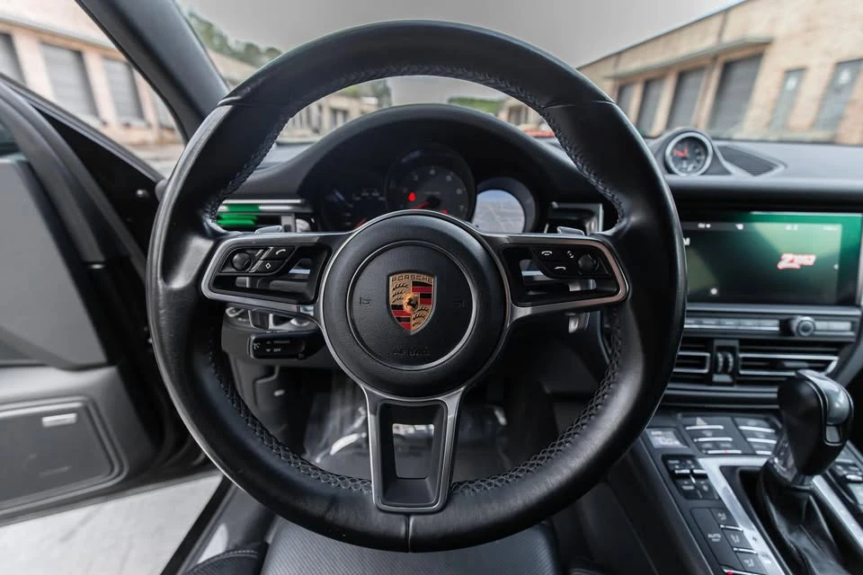 2019 Porsche Macan S - Image 14 of 17