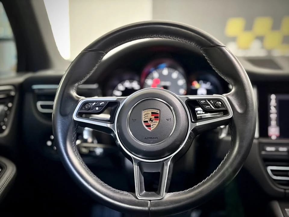 2019 Porsche Macan S - Image 19 of 20