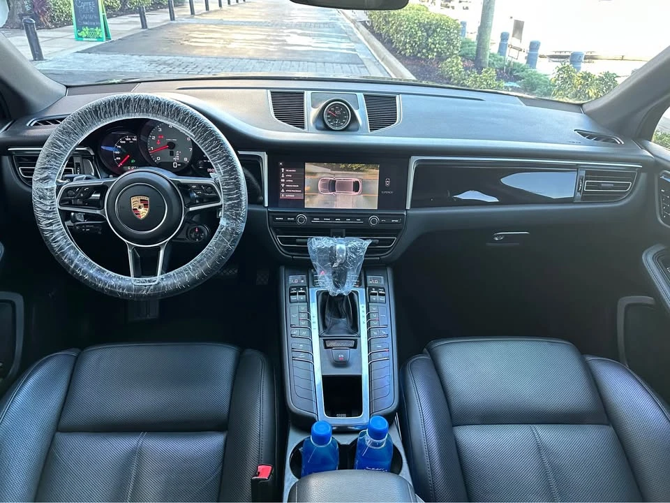 2019 Porsche Macan Turbo - Image 3 of 10