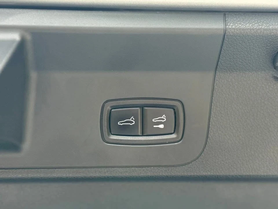 2019 Porsche 971 Panamera - Image 17 of 20