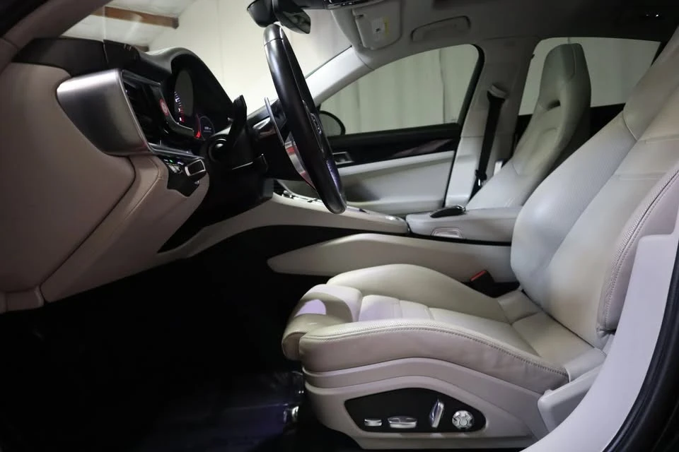 2019 Porsche 971 Panamera - Image 19 of 20