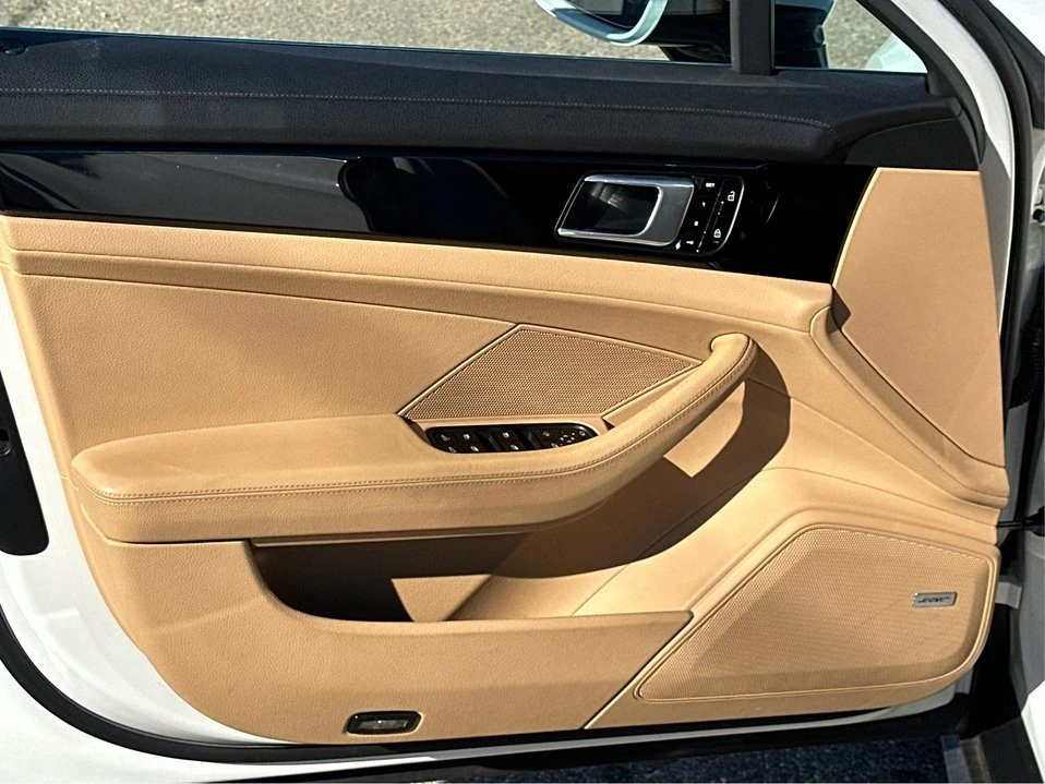 2019 Porsche 971 Panamera - Image 13 of 20