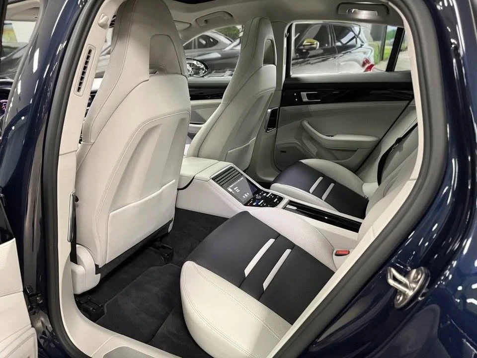 2019 Porsche 971 Panamera - Image 4 of 5