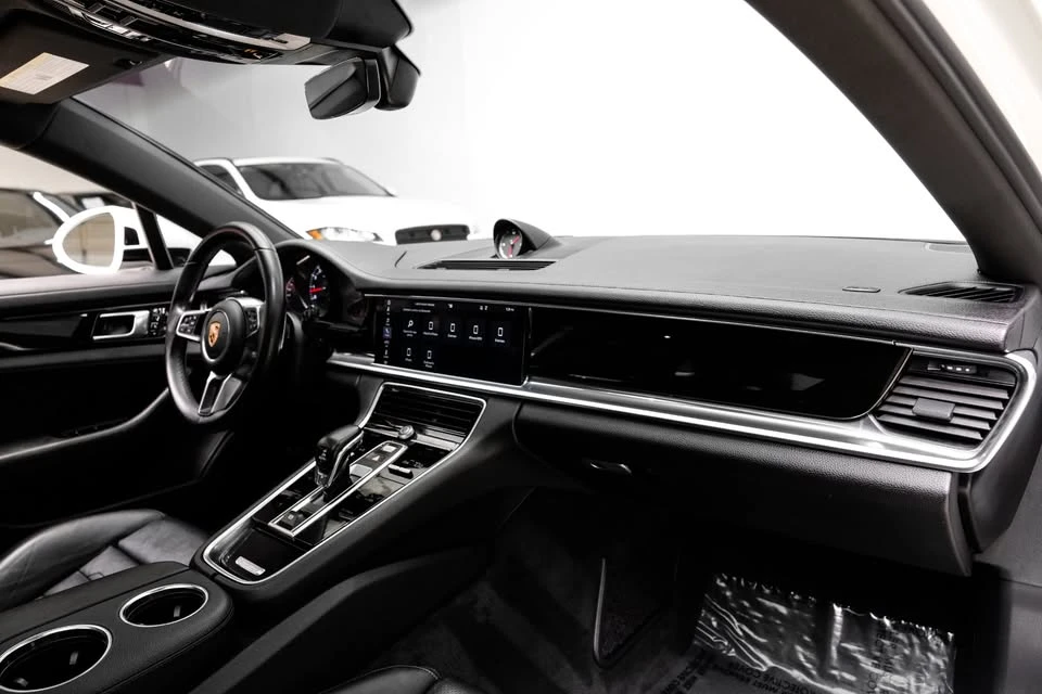 2019 Porsche 971 Panamera - Image 14 of 19