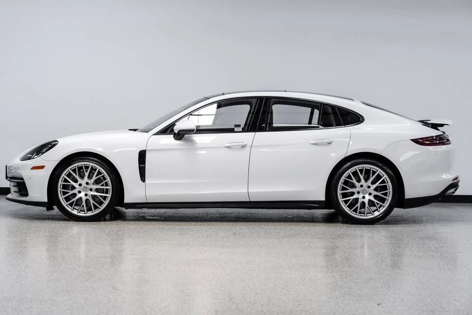 2019 Porsche 971 Panamera - Image 11 of 19