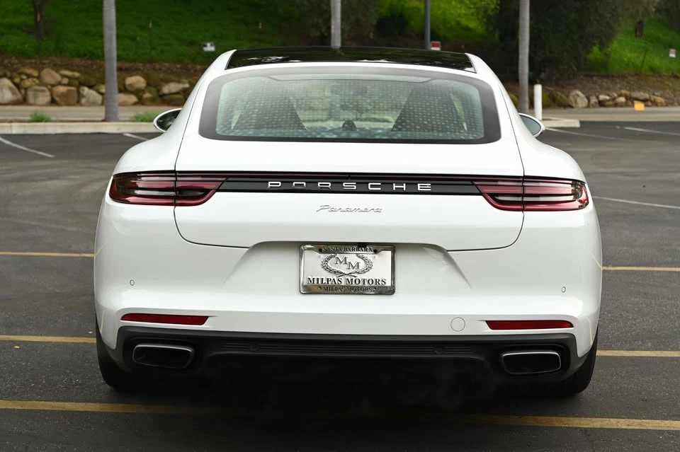 2019 Porsche 971 Panamera - Image 4 of 18