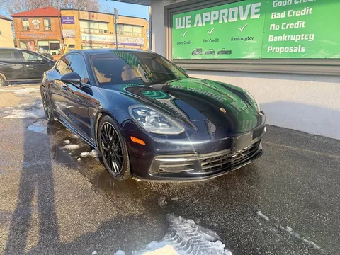 2019 Porsche Panamera 4
