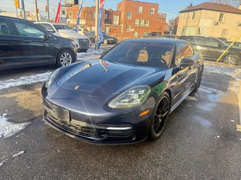 2019 Porsche Panamera 4