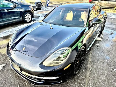 2019 Porsche Panamera