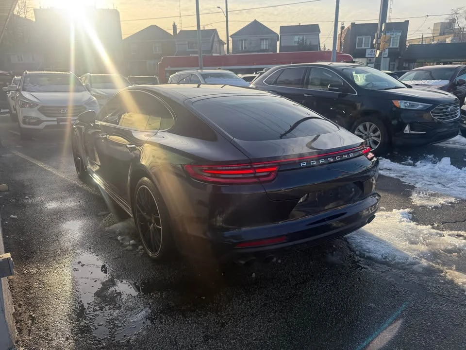 2019 Porsche 971 Panamera - Image 8 of 14