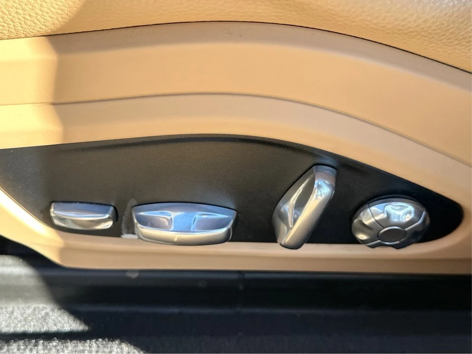 2019 Porsche 971 Panamera - Image 13 of 20