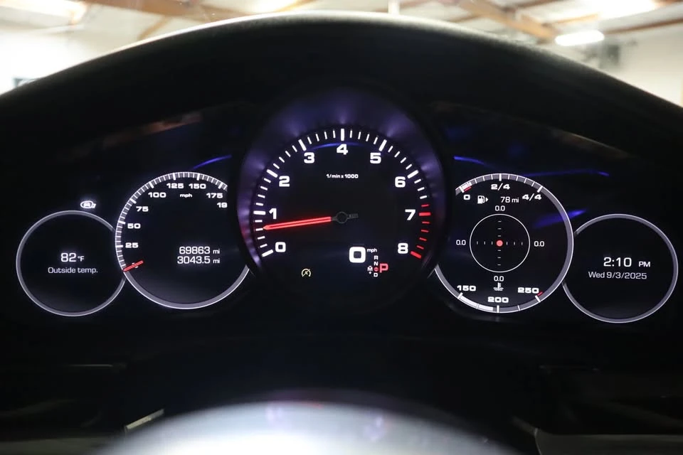 2019 Porsche 971 Panamera - Image 16 of 20