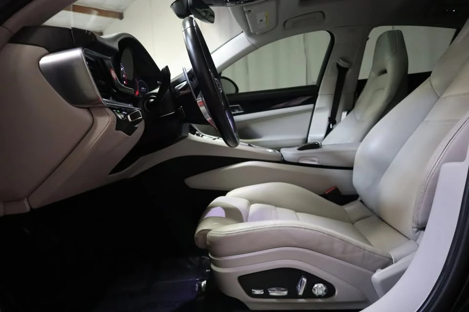 2019 Porsche 971 Panamera - Image 19 of 20
