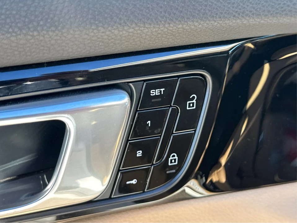 2019 Porsche 971 Panamera - Image 15 of 20