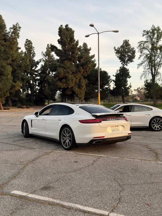 2019 Porsche 971 Panamera - Image 4 of 8
