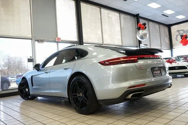 2019 Porsche 971 Panamera - Image 4 of 19