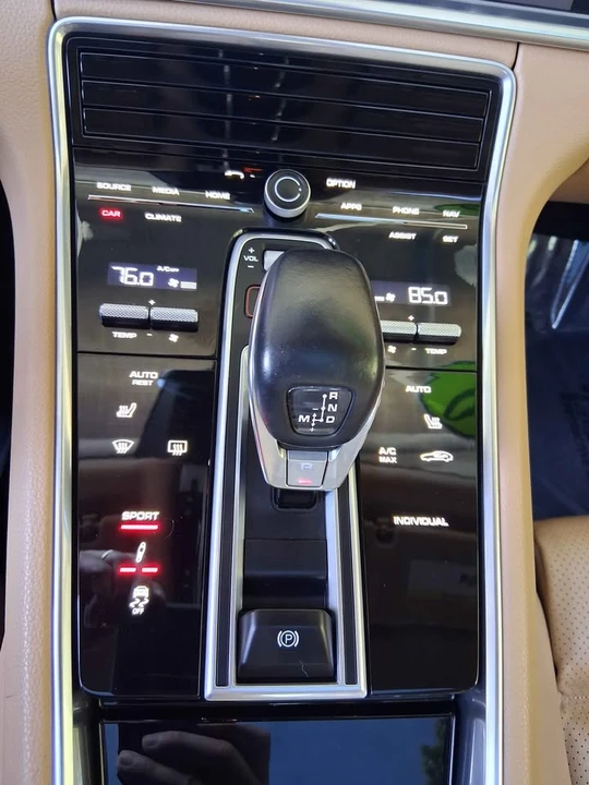 2019 Porsche 971 Panamera - Image 17 of 20