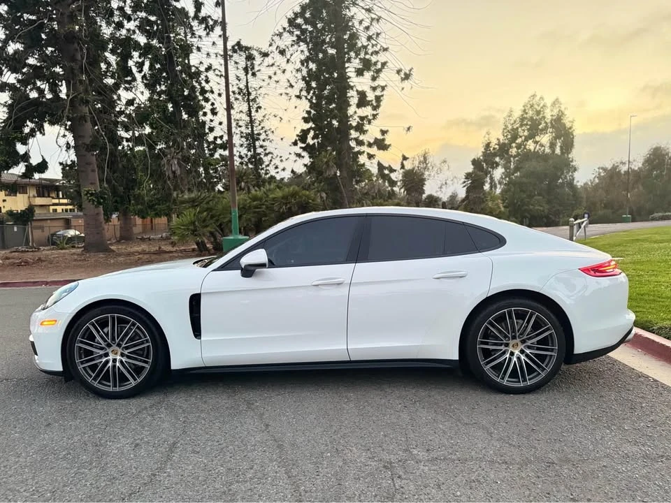 2019 Porsche 971 Panamera - Image 8 of 18