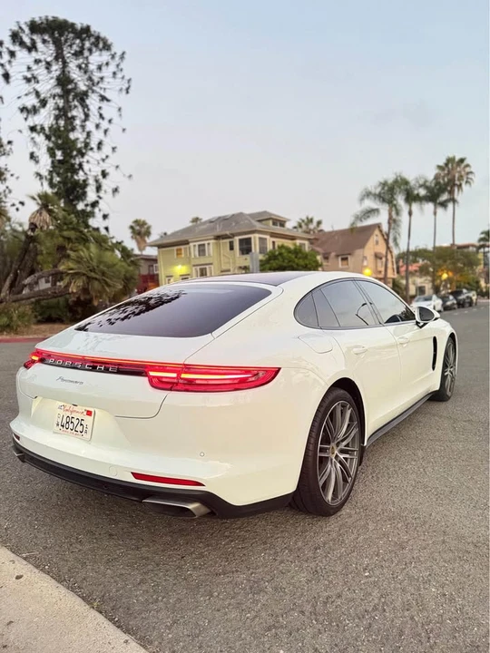 2019 Porsche 971 Panamera - Image 5 of 18