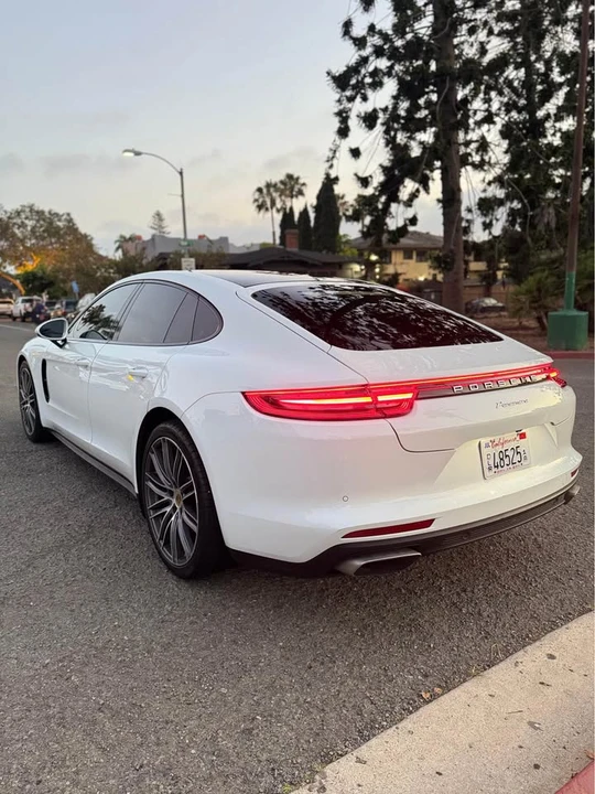 2019 Porsche 971 Panamera - Image 7 of 18