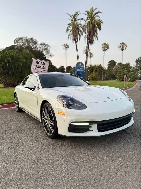 2019 Porsche 971 Panamera - Image 3 of 18