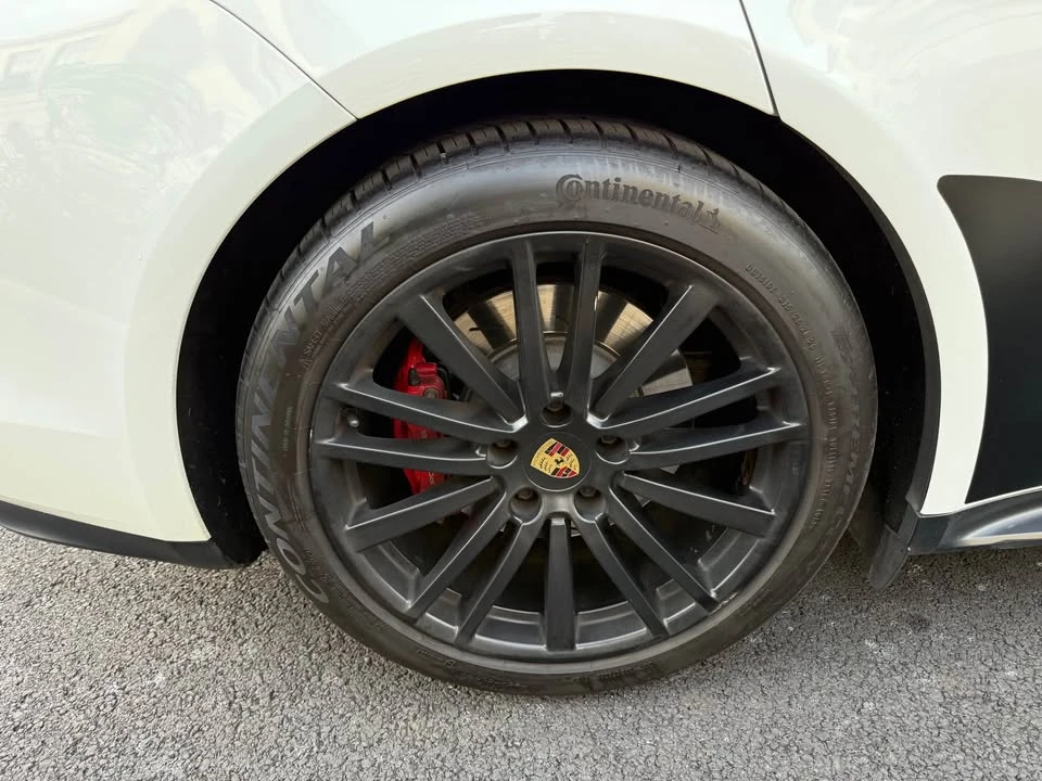 2019 Porsche 971 Panamera GTS - Image 7 of 19