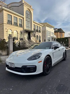 2019 Porsche Panamera GTS