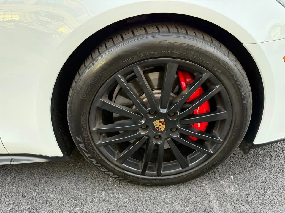 2019 Porsche 971 Panamera GTS - Image 8 of 19