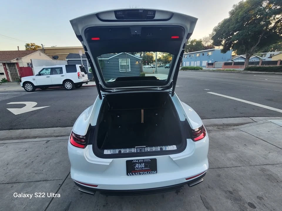 2019 Porsche 971 Panamera - Image 12 of 17
