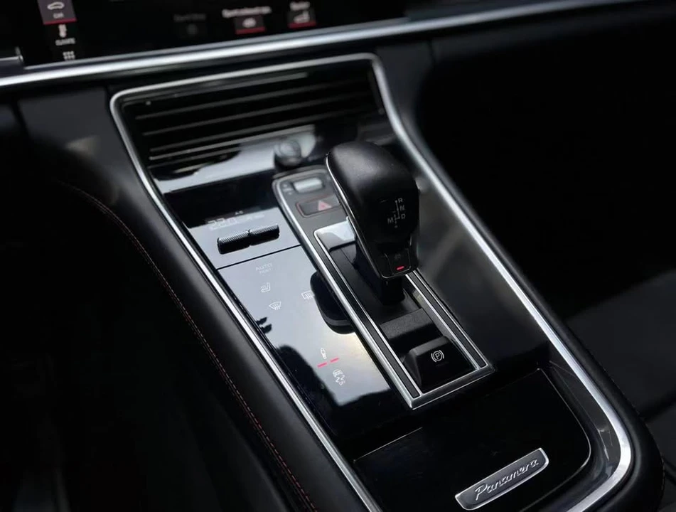 2019 Porsche 971 Panamera GTS - Image 6 of 7